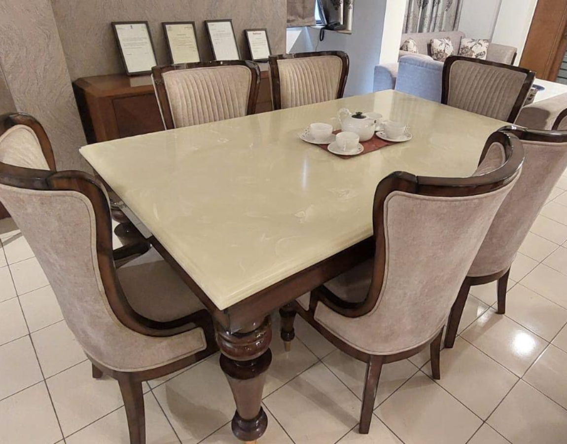 Dinning Table